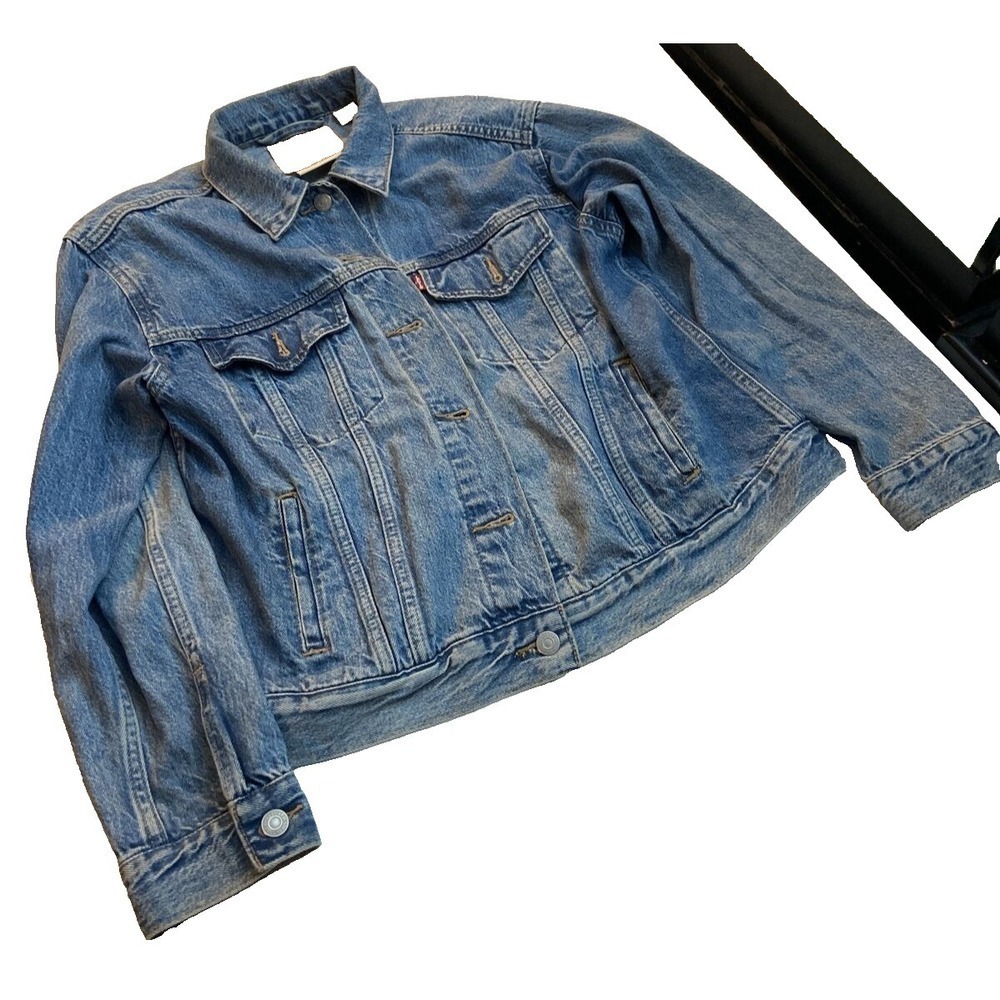Levi's Premium women's Denim Jean Jacket Large trucker style